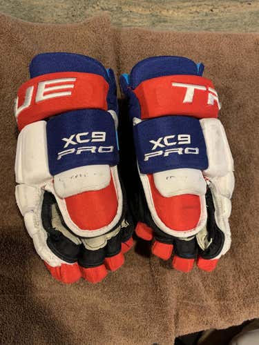 Blue Used Junior True XC9 Gloves Gloves 12"