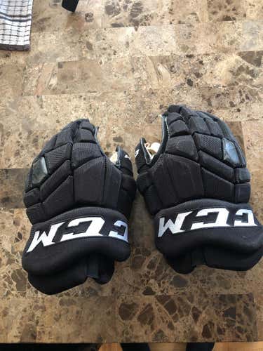 Black Used CCM 13" Pro Stock Gloves