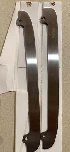 New Step Steel 280 CCM/Reebok