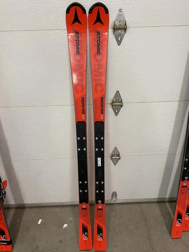 Very Fast Used Unisex Atomic Racing Race SL Skis With Atomic X16 Bindings