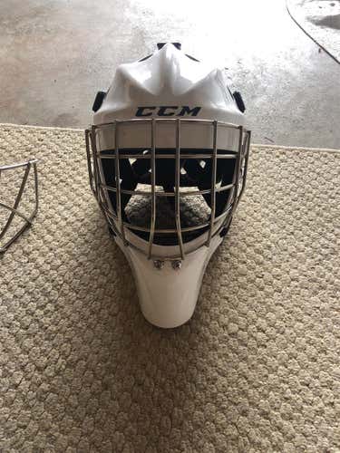White Senior CCM 1.5  Goalie Mask