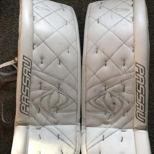 Passau 32"  Stolz Pro Stock Goalie Leg Pads