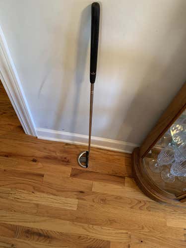 Used Men's Scotty Cameron Right Handed Mallet Putter 35"