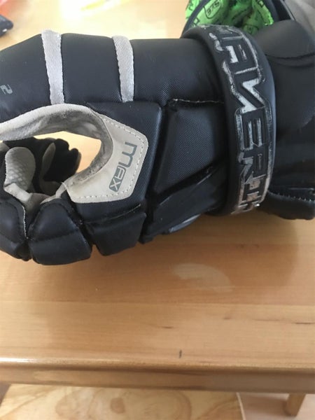 Black Used Maverik Max 13" Goalie Gloves