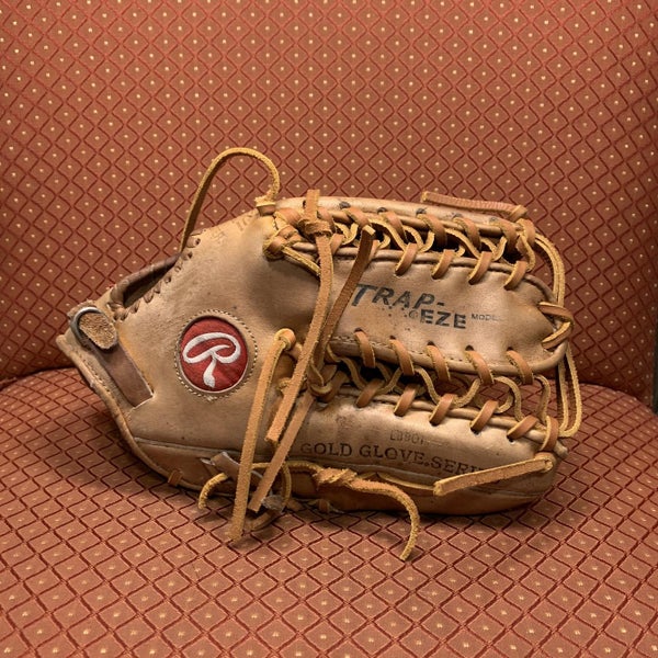 Used Right Handed Heart of the Hide 12.5" Baseball Glove