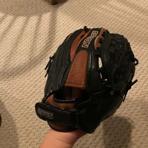 Black Used Easton Right Handed Infield TSX12 Baseball Glove 12"
