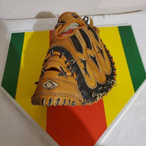 Brown Used Diamond Right Handed Catcher's Diamond 320 Youth Series Baseball/Softball Glove 30""