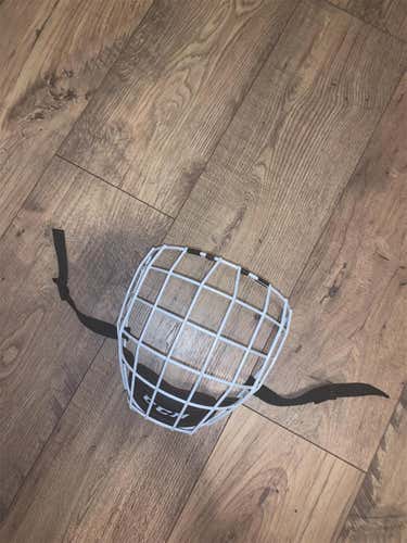 White Large CCM FM580 Cage