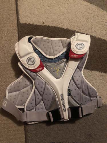 New Medium Maverik Rome Shoulder Pads