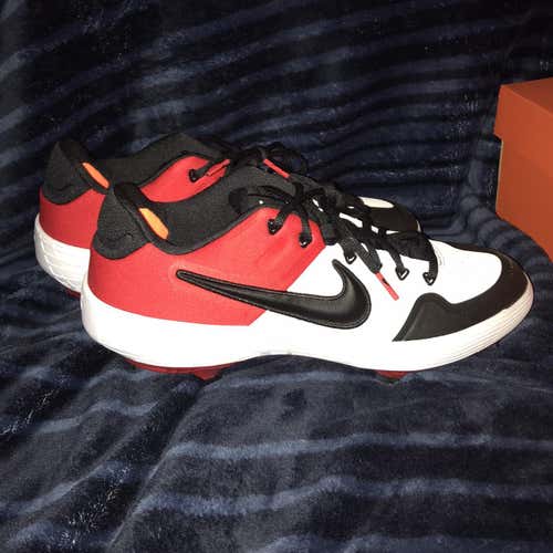 New Nike Huarache Elite Metal Cleats Size 9.5