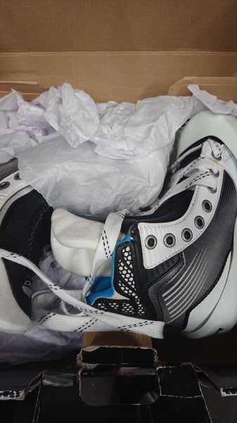 New Junior Bauer Reactor 4000 Hockey Goalie Skates D&R (Regular) Size 1