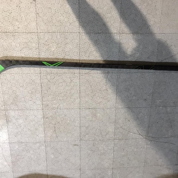 Used Left Handed Vapor ADV Mid Hockey Stick