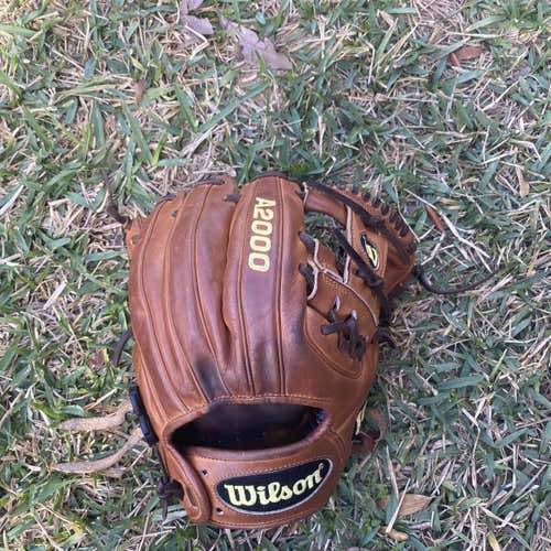 Brown Used Infield A2000 11.5" Baseball Glove