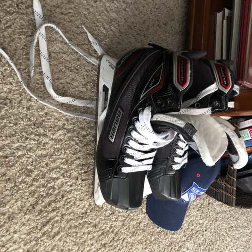 Senior Bauer Vapor X700 D&R (Regular)  Size 11 Hockey Goalie Skates
