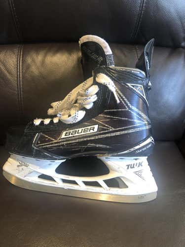 Senior Used Bauer Supreme 1S Hockey Skates EE (Extra Wide) Size 7.5