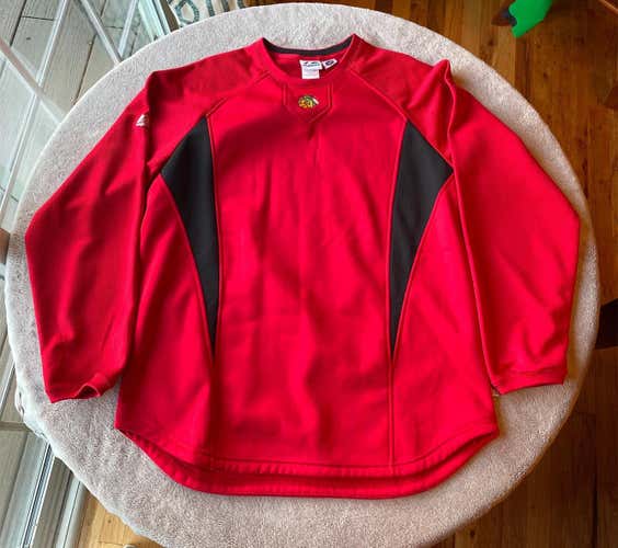 Chicago Blackhawks L Majestic Therma Base Sweatshirt