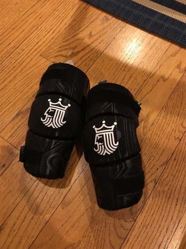 Used Youth  Brine Uprising 2 Arm Pads