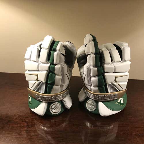New Player Maverik M4 13" Lacrosse Gloves