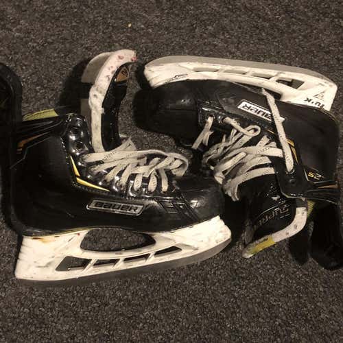 Used Bauer Supreme 2S D&R (Regular)  Size 7 Hockey Skates
