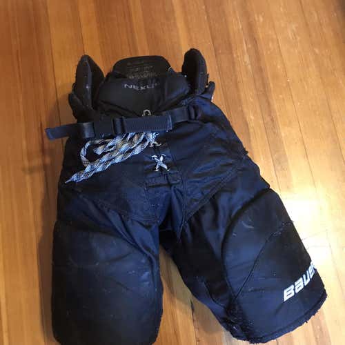 Black Junior Large Bauer Nexus 800 Hockey Pants