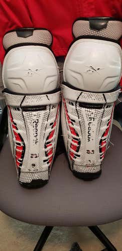 Used Reebok 18K Shin Pads