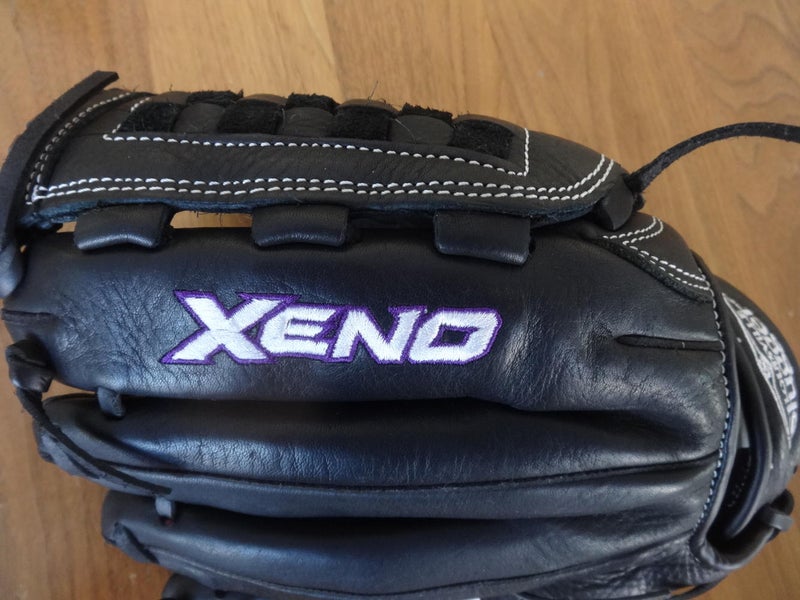 Louisville Slugger Xeno 12 Inch Fastpitch Softball Glove