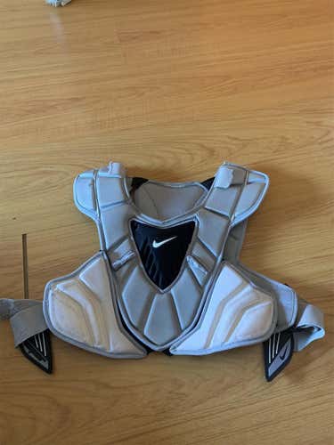 Used Medium Nike Shoulder Pads