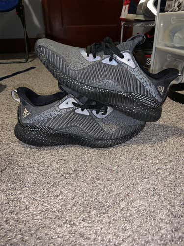 Black Men's Trainers Low Cut