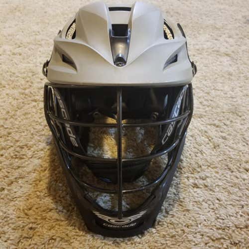 Used Matt Gray Cascade S Helmet