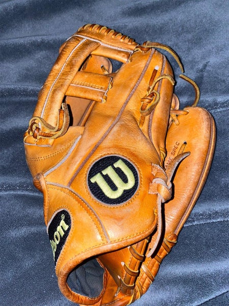Orange Used Infield A2000 EL3 11.75" Baseball Glove