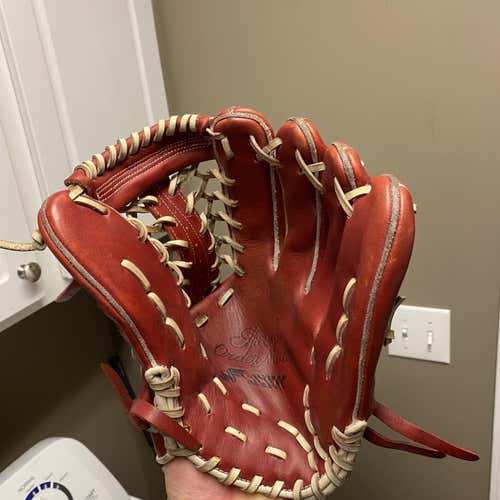 Red Used Outfield Prestige Pro 12.75" Baseball Glove