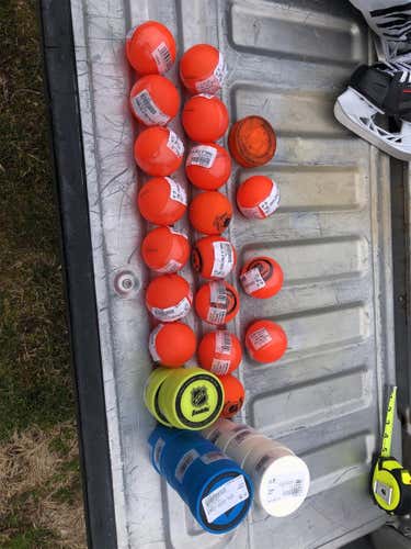 Huge Lot Of New Street Hockey Pucks / Balls 36 Franklin