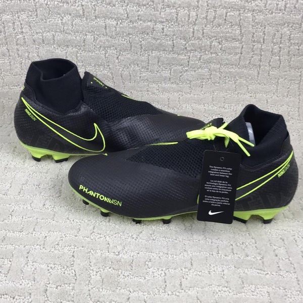 New 8.0 (Women's 9.0) Nike Cleats
