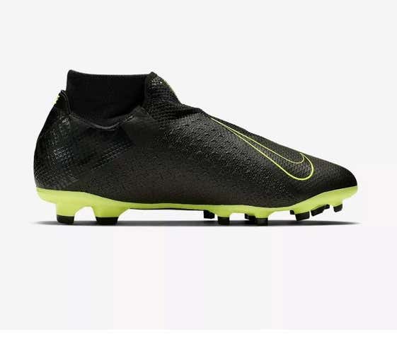 New Men's 10.5 (W 11.5) Nike Cleats