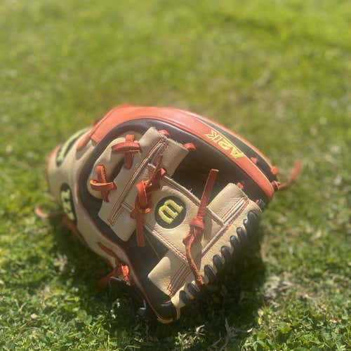 Red Used Infield A2K Datdude 11.5" Baseball Glove