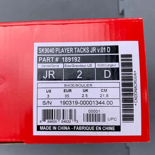 New CCM Tacks 9040 Size 2 Jr Hockey Skates