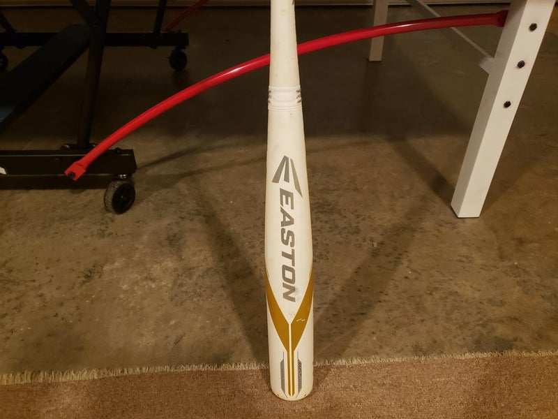 Used High School/College BBCOR Certified 2018 Easton Composite Ghost X Bat (-3) 29 oz 32"