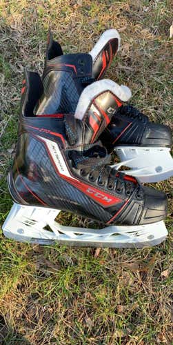Used CCM JetSpeed 270 D&R (Regular)  Size 8.5 Hockey Skates