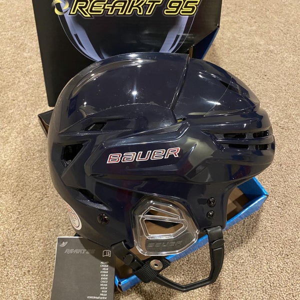 (NEW) BAUER NAVY BLUE RE-AKT 95 HELMET (MSRP $159.99)