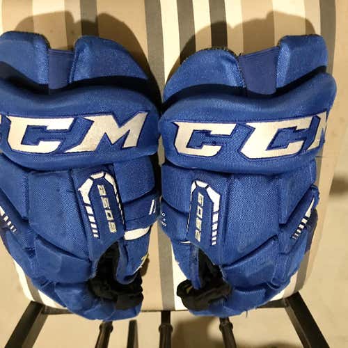 Blue Used CCM Tacks 6052 15" Gloves