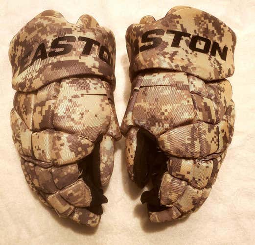Easton RG Series Camo Hockey Gloves