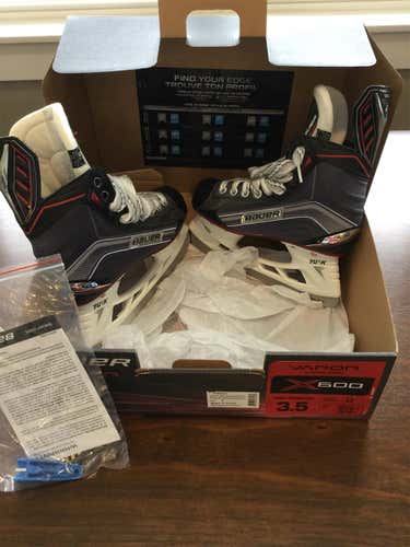 New Bauer Vapor Junior X600 D&R (Regular) Size 3.5 Hockey Skates
