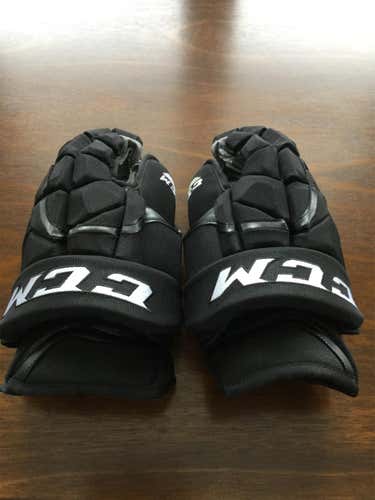 Black Used Pro Stock Gloves From Boston Bruins CCM HG12 14"
