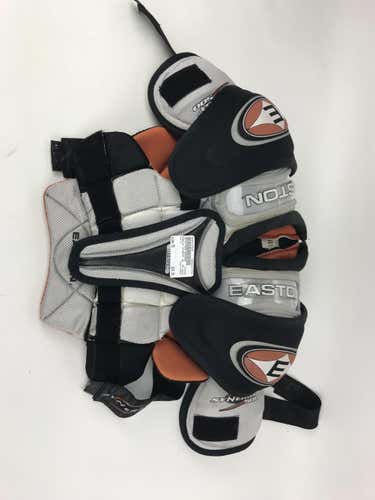 Used Easton Synergy Md Hockey Shoulder Pads