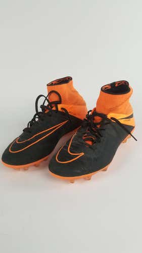 Used Nike Youth 07.0 Cleat Soccer Outdoor Cleats
