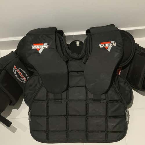 Vaughn Vision 3700 Senior Medium Goalie Chest Protector Sen