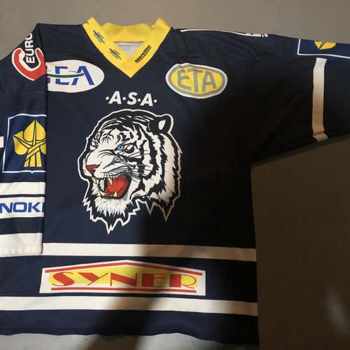 European Czech Bili Tygri Liberec Hockey Jersey Size 52