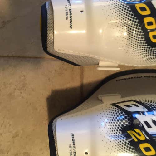 Used Bauer  Shin Pads