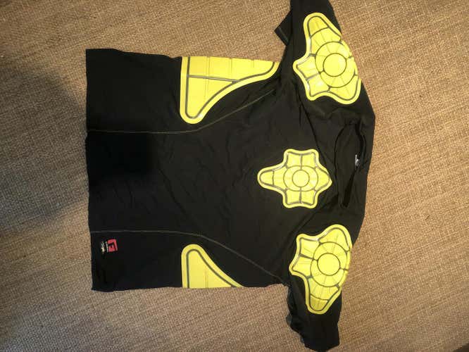 Black Used Senior G-Form padded shirt XL