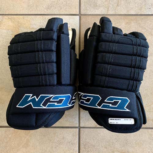 New!  Pro Stock San Jose Sharks CCM 852 STY Gloves MIC Thornton 15"